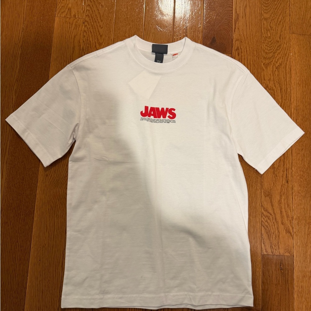 H&M White JAWS Graphic T-Shirt